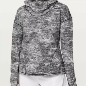 Lululemon Endeavor Pullover w Hood.  Black White Spray Jacquard, size 4.